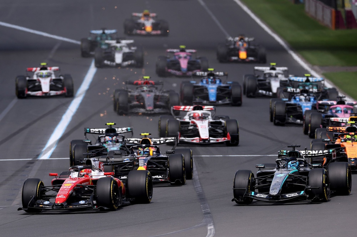 George Russell 解釋澳洲大獎賽起步失利：電池電量耗盡無力阻擋 Leclerc