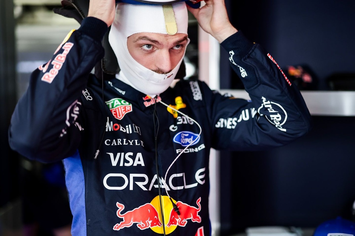 Red Bull 送 Verstappen 2026 賽服簽名複製品 粉絲簡單參與抽獎