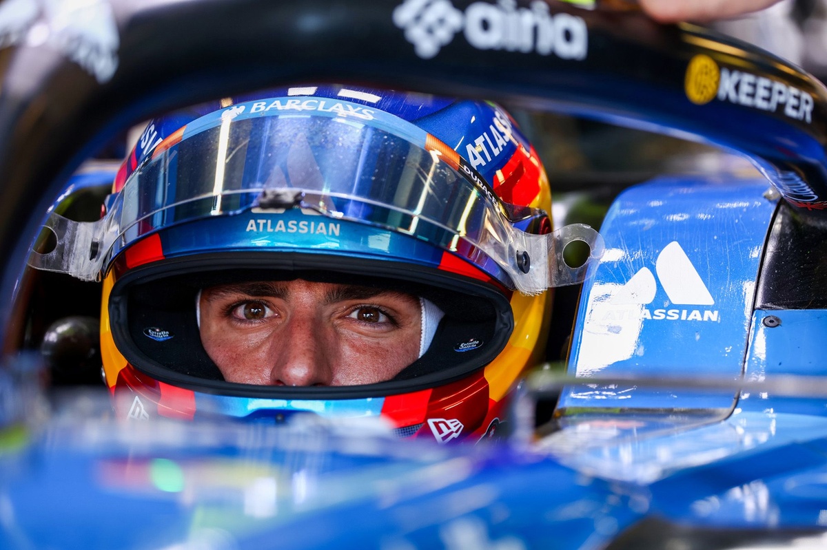 Carlos Sainz 促F1與FIA對2027動力單元改革保持強硬