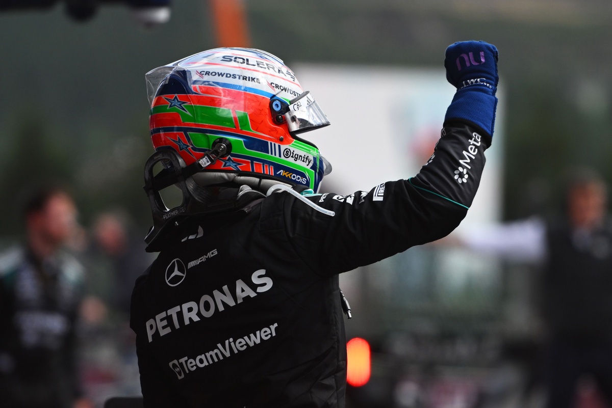 Antonelli 比利時奪第六勝：超越 Leclerc 封王，Russell 首圈撞車出局