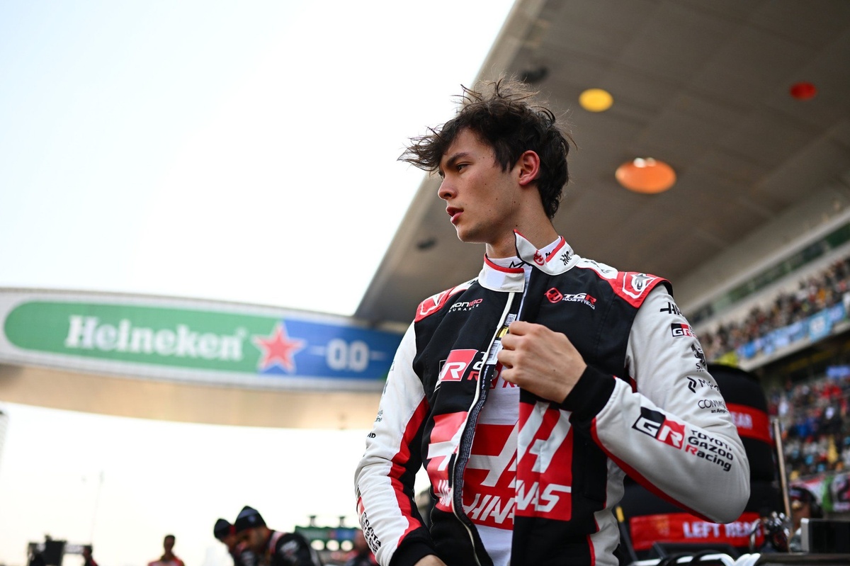 Haas 車隊長 Komatsu 安慰 Bearman：別再自責，日本站50G 撞車非你之過