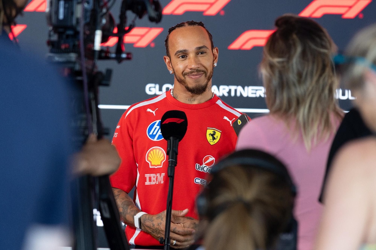 Hamilton 讚 Neymar 傳遞正能量：「REMEMBER WHO YOU ARE」跨越賽車與足球