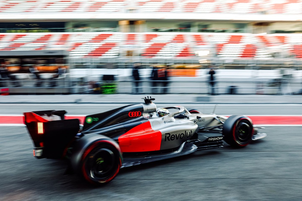 Audi 巴塞隆拿試車後 賓諾托曝超長待辦清單備戰2026 F1