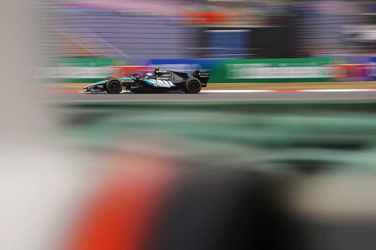 日本站前無F1規則變動 Toto Wolff 警惕「政治刀鋒」