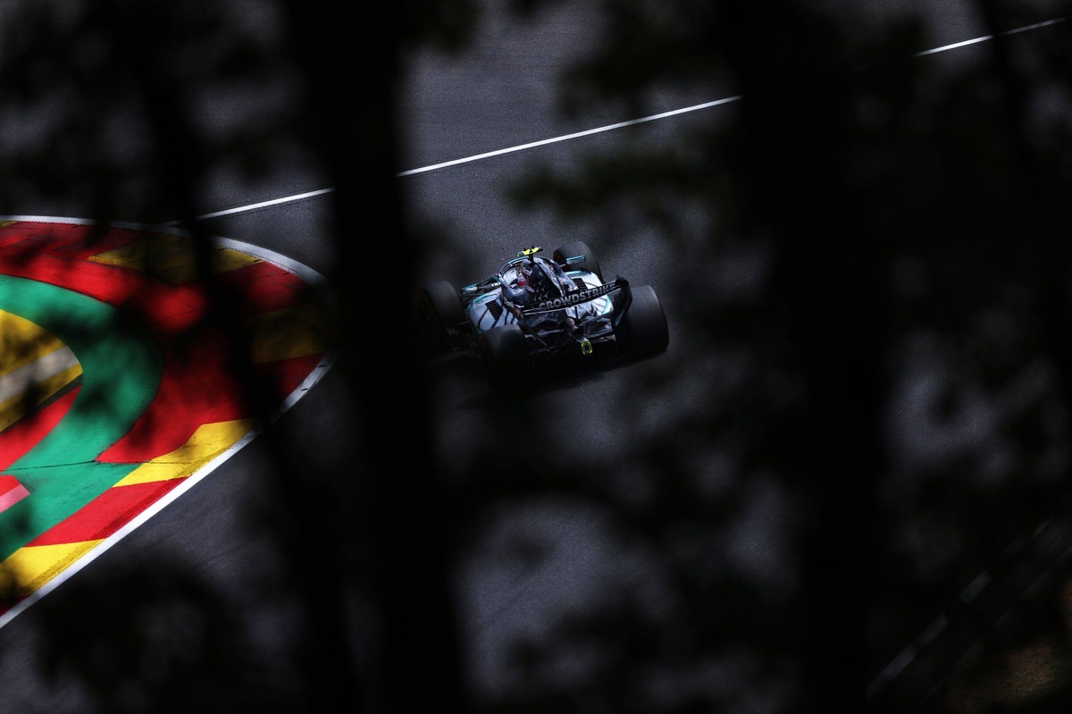 安東內利奪比利時站 Pole Position，諾里斯等四人因引擎更換受起步罰退