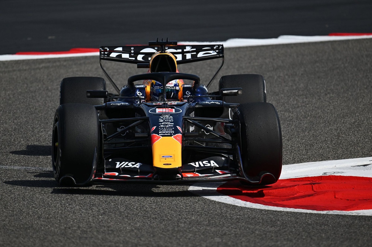 F1 巴林季前測試首日早晨：Max Verstappen 維斯塔潘稱霸榜首