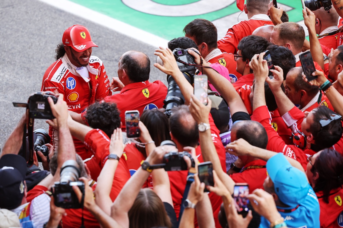 Hamilton 落淚奪 Ferrari 首勝　車隊發佈巴塞隆拿幕後花絮