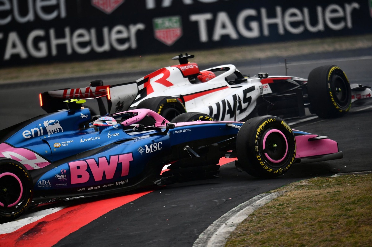 Haas 領隊 Ayao Komatsu 讚 Ocon 處理 Colapinto 碰撞事件得體