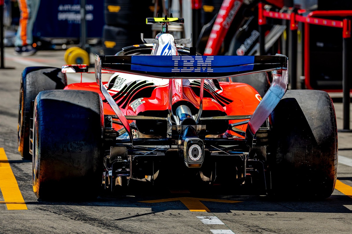 FIA 2027 新規封殺 Ferrari 排氣翼：技術爭議延燒至下賽季
