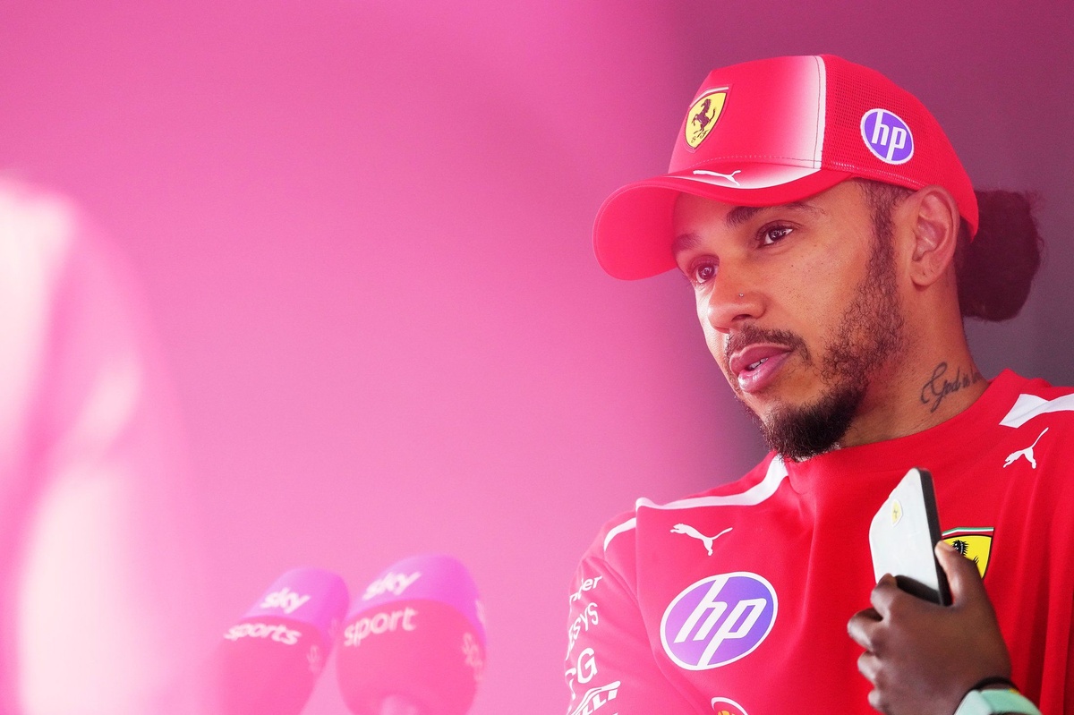 F1 廣播員：Ferrari 錯失簽下 Lambiase 為 Hamilton 築起「緩衝牆」