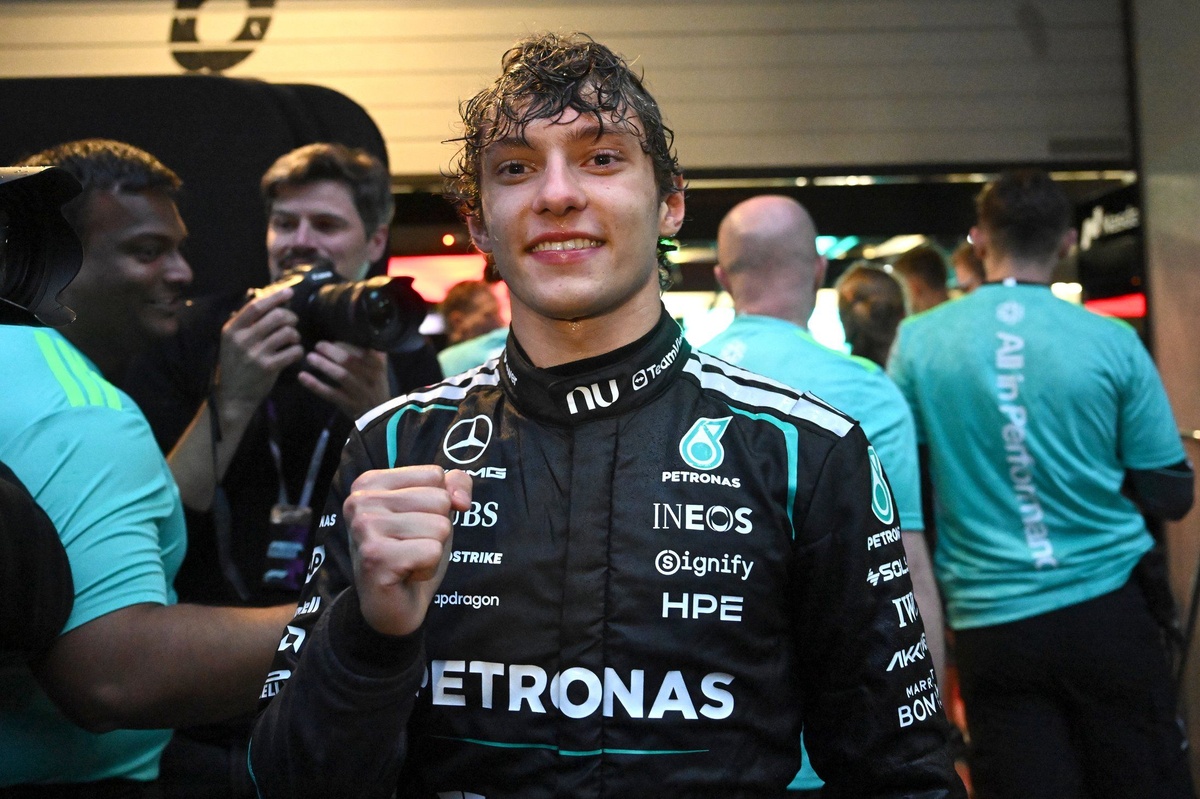 Kimi Antonelli 中國站首勝 父親感動致謝Toto Wolff