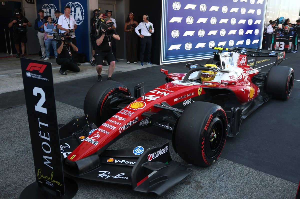 Hamilton 巴塞隆拿排位賽殺入第二　Ferrari 仍有隱藏招數？