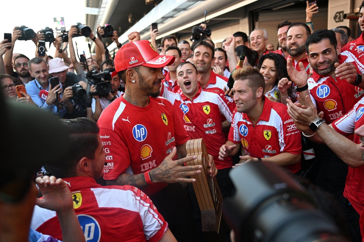 Hamilton 於巴塞隆拿奪 Ferrari 首勝　車迷直呼「真係大師級」