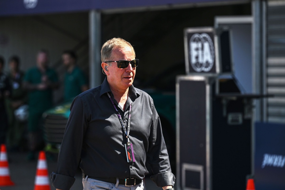 Martin Brundle 摩納哥 grid walk 再惹風波　與名人保安起口角片段瘋傳