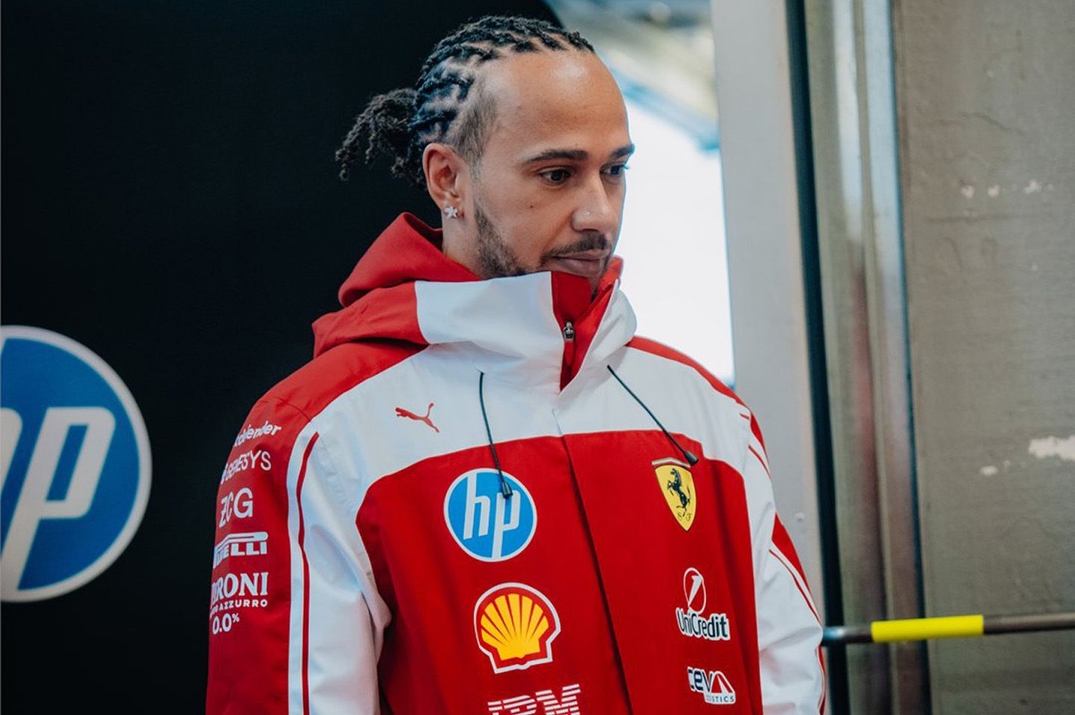 Lewis Hamilton 盛讚 Bad Bunny 超級碗中場秀 稱歷史最重要之一