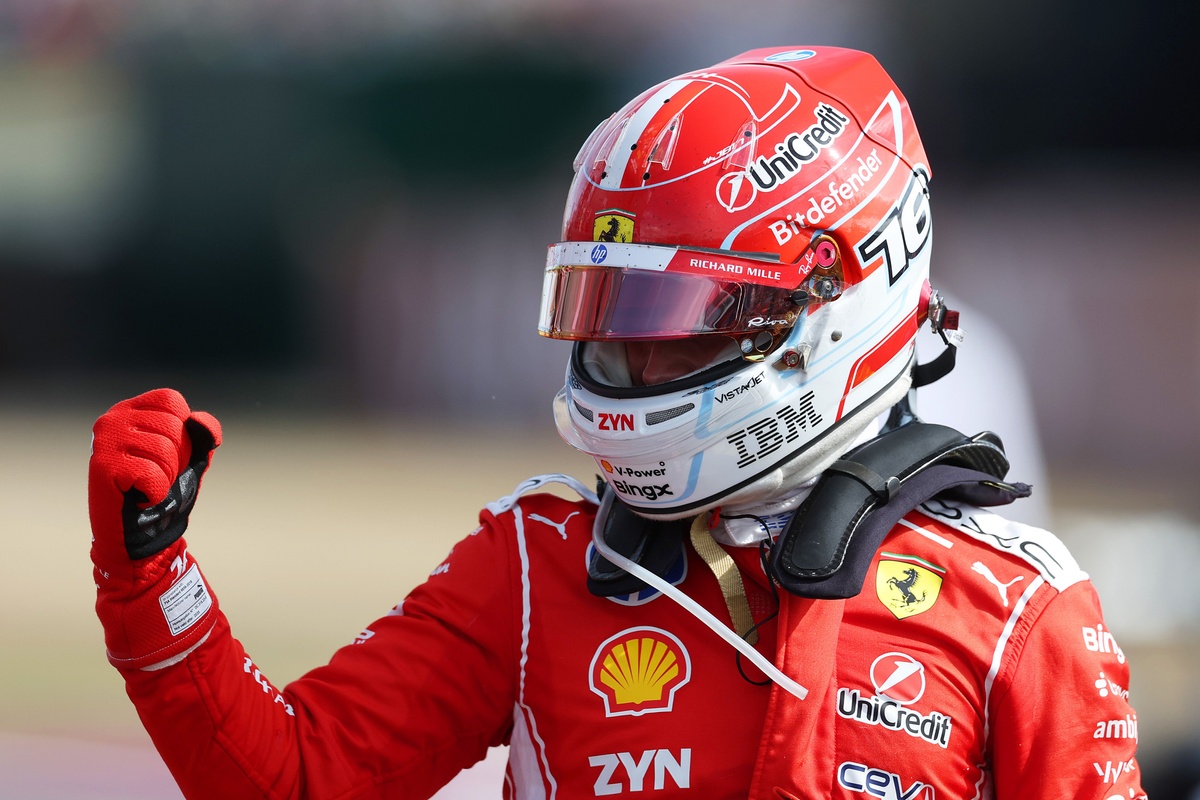 Leclerc 首奪英國站：Antonelli 後程故障讓冠，Verstappen 撞車引發安全車爭議