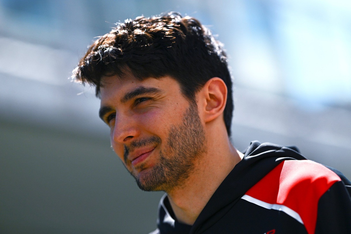 Ocon 加拿大 FP1 過紅燈獲撤罰　FIA 以警告處理