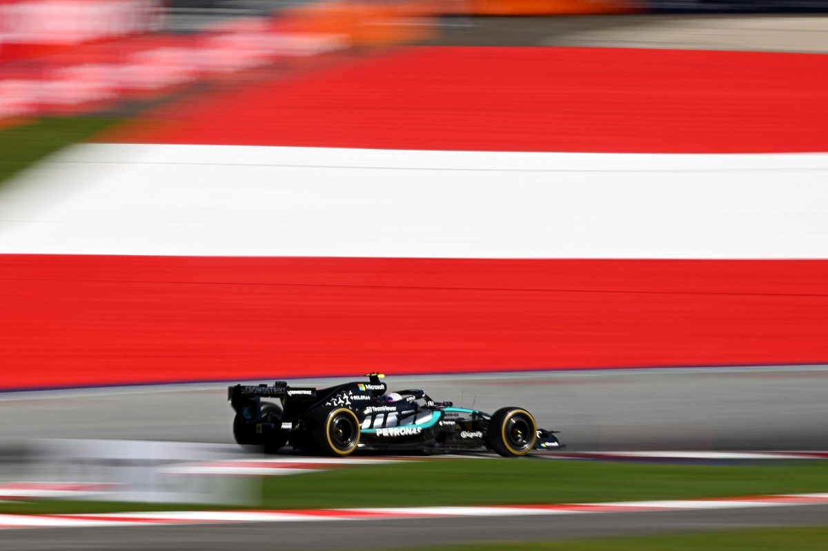 Antonelli 奧地利 FP2 最快：Mercedes 完美周五續領風騷