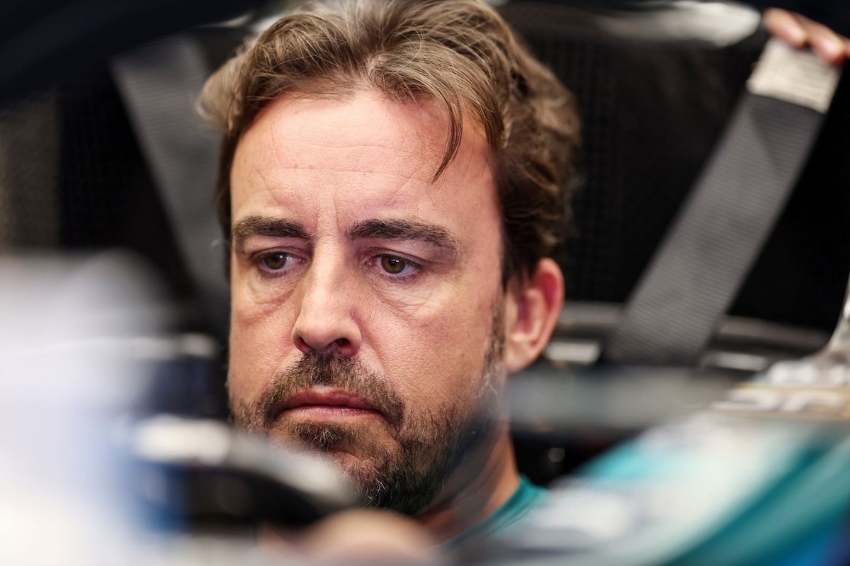 Alonso 驚嘆對手升級狂潮：Aston Martin 堅持「大躍進」策略