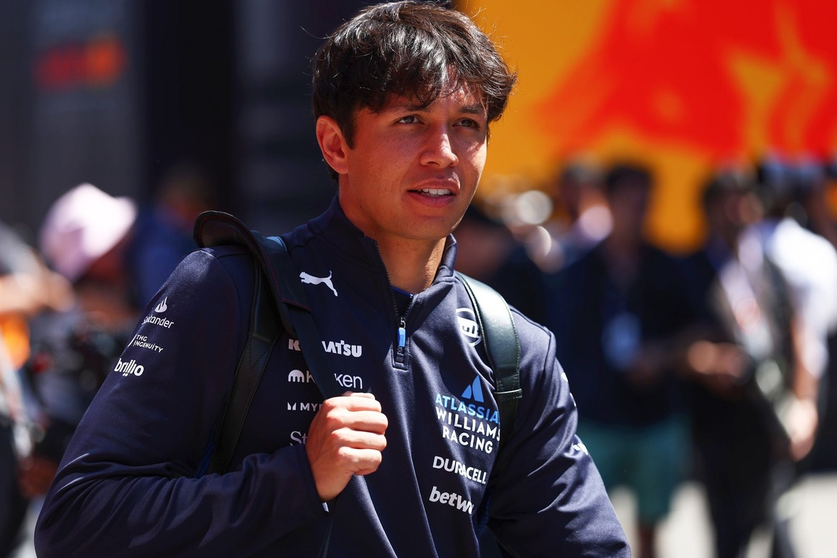 艾爾本揭秘：22位F1車手為何在2026規則談判中團結一致