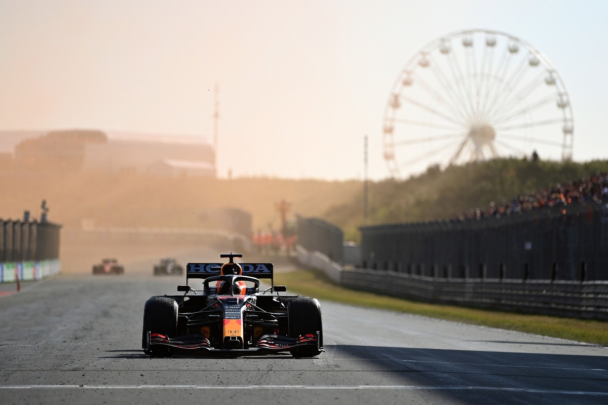 Zandvoort 告別在即：F1 今季最後一次荷蘭站掀回憶潮