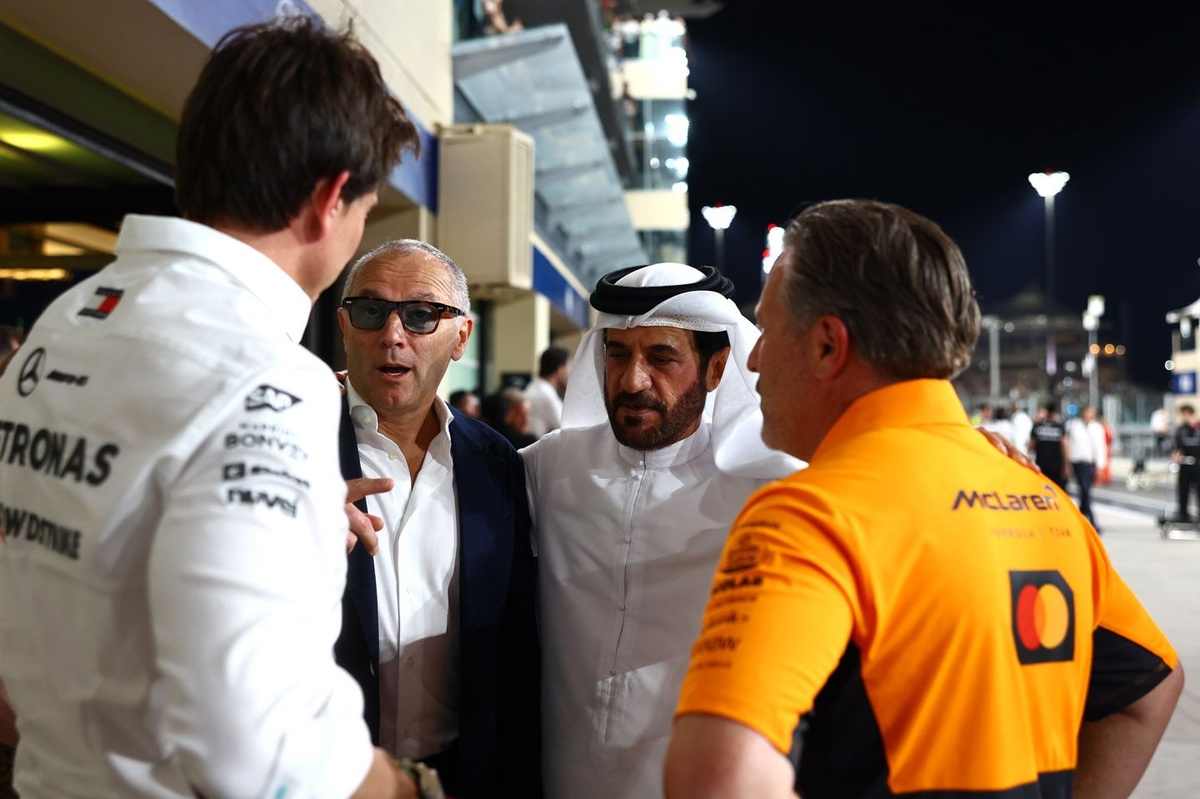 Domenicali 促F1今年敲定未來引擎規則：推輕巧簡化動力單元