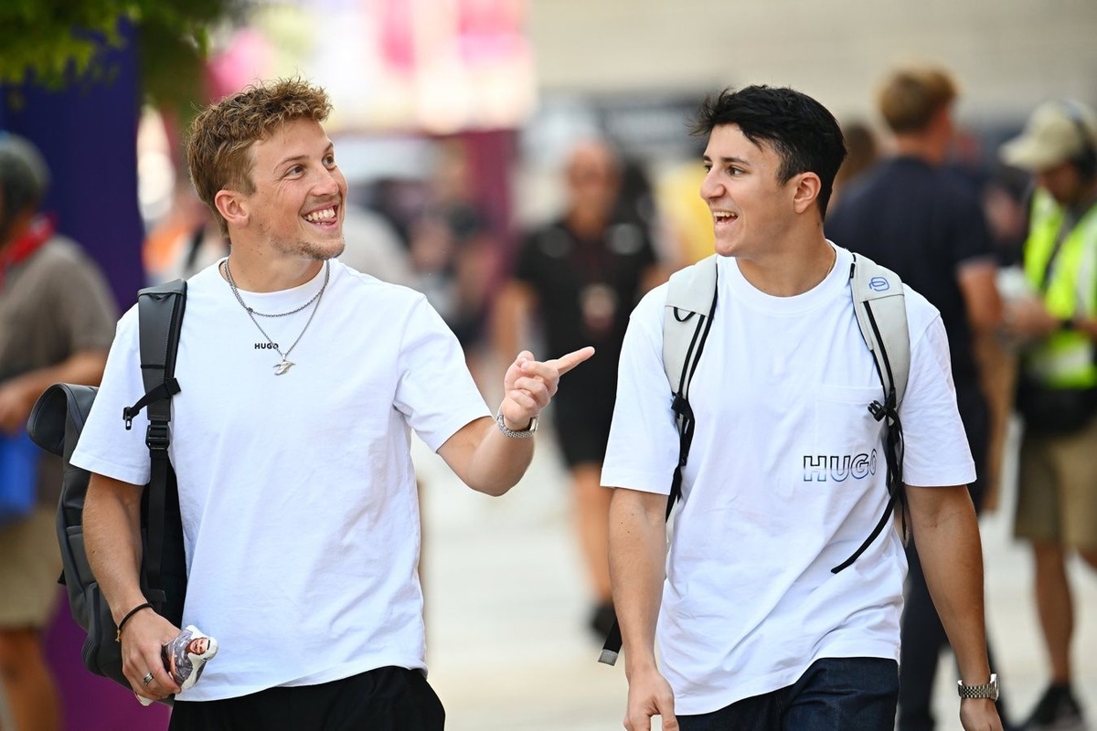 Liam Lawson 險勝 Isack Hadjar：Red Bull 車手澳洲飄移卡丁車大戰