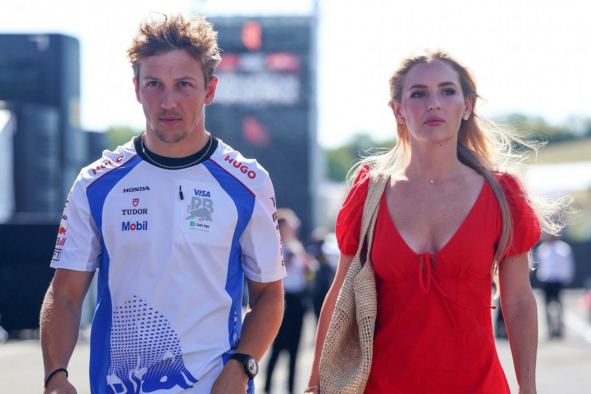 Liam Lawson 女友 Hannah St John 戴35萬美元F1賽道鑽石頸鏈驚豔粉絲