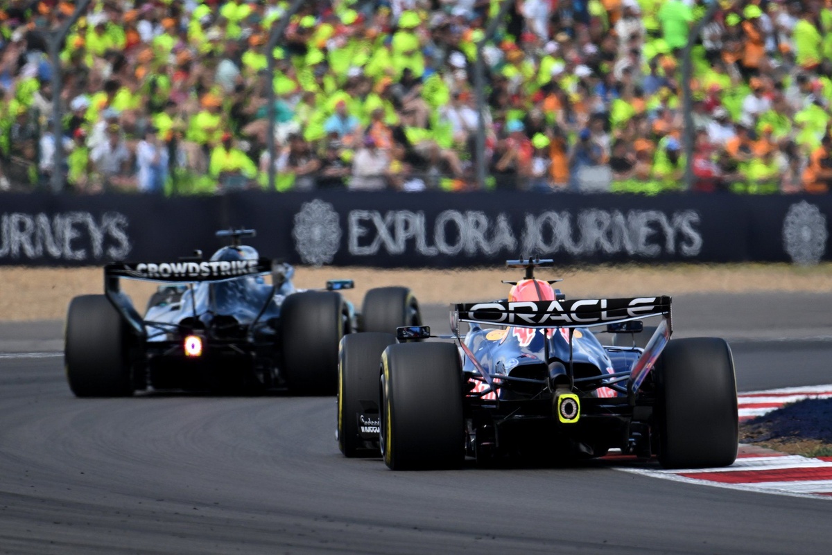 F1車手批評英國站衝刺賽「危險」搖擺式競賽：Piastri坦言首圈混亂