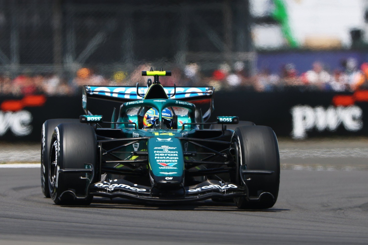 Steiner狠批Aston Martin升級：想追前組需「奇蹟」，追Williams最現實