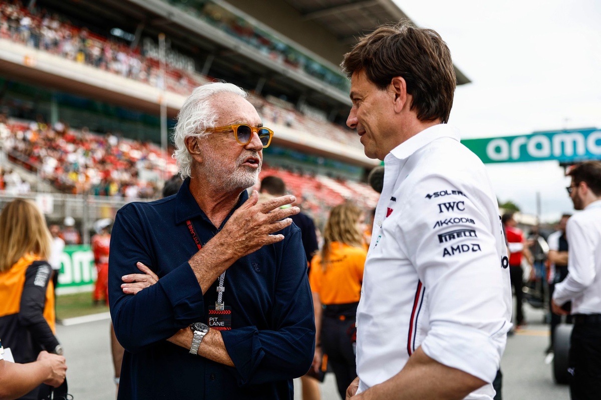 Toto Wolff 加入 Christian Horner 爭奪 Alpine 股份大戰