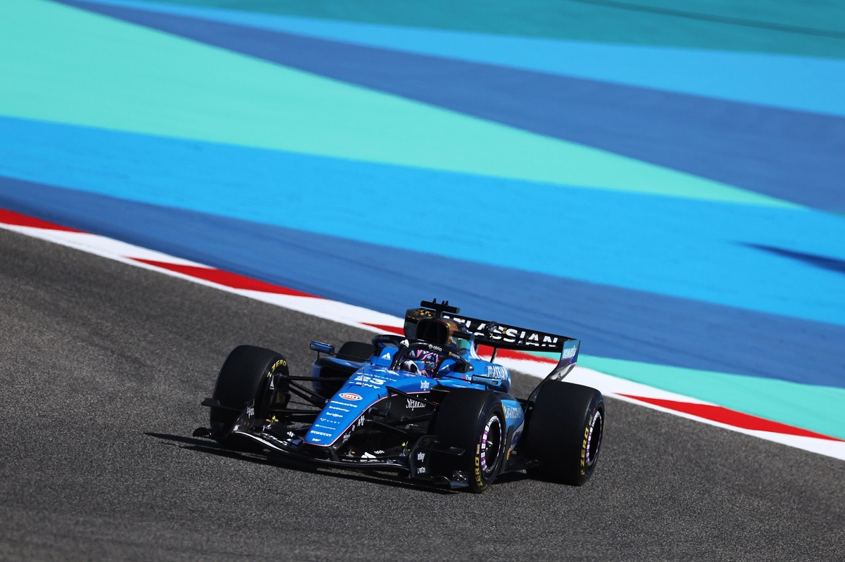 Williams 2026 年開季噩夢：Vowles 兩年期許付諸東流